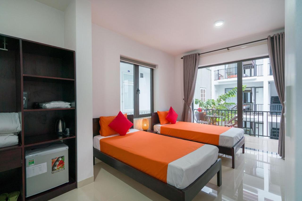 Phòng 2 Giường Đơn Nhìn Ra Hồ Bơi